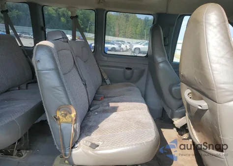 2005 Chevrolet Express G3500 z USA, uszkodzony, nr VIN 1GAHG39U351134033